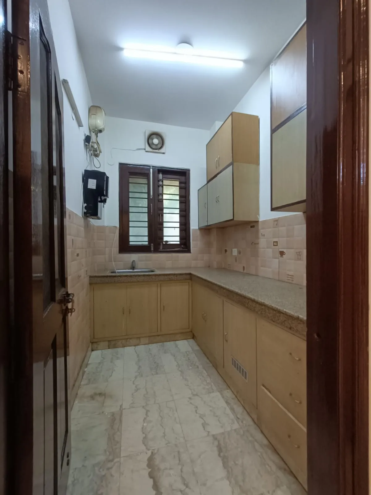 🏡 2BHK Builder Floor for Rent | ANA HOMES