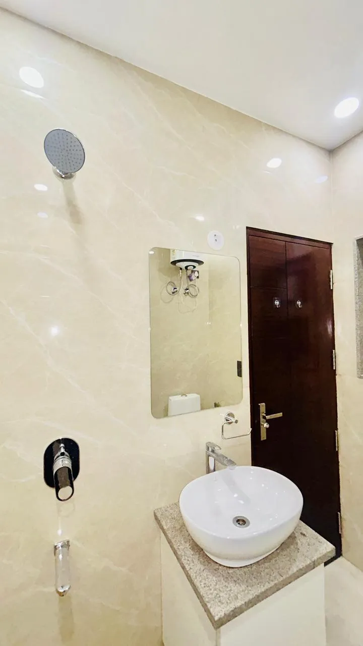 🏡 2BHK Fully Furnished Builder Floor for Rent | South City, Sector 55, Gurgaon