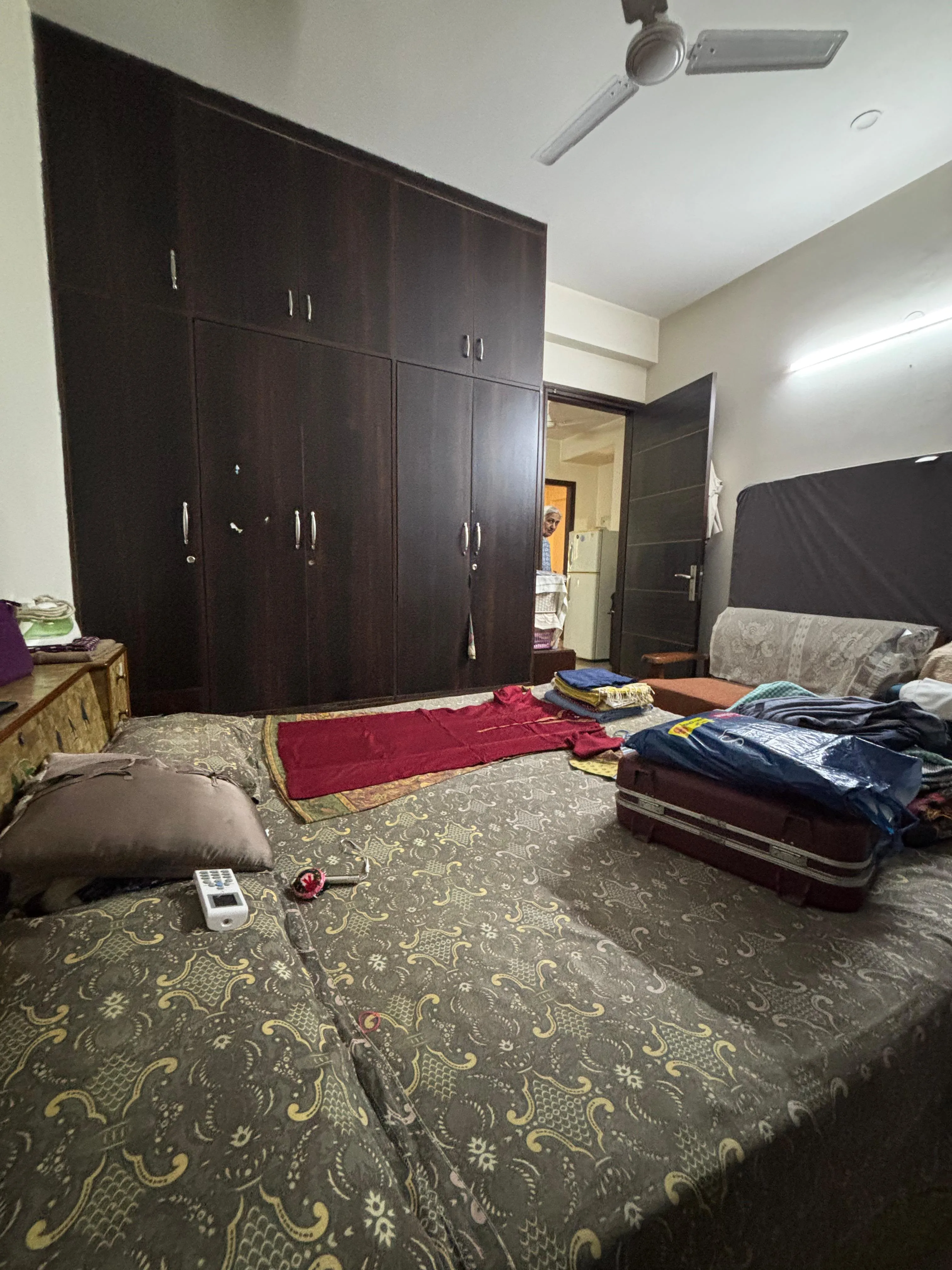 🏡 2BHK Fully Furnished Builder Floor for Rent | Sector 27, Gurgaon