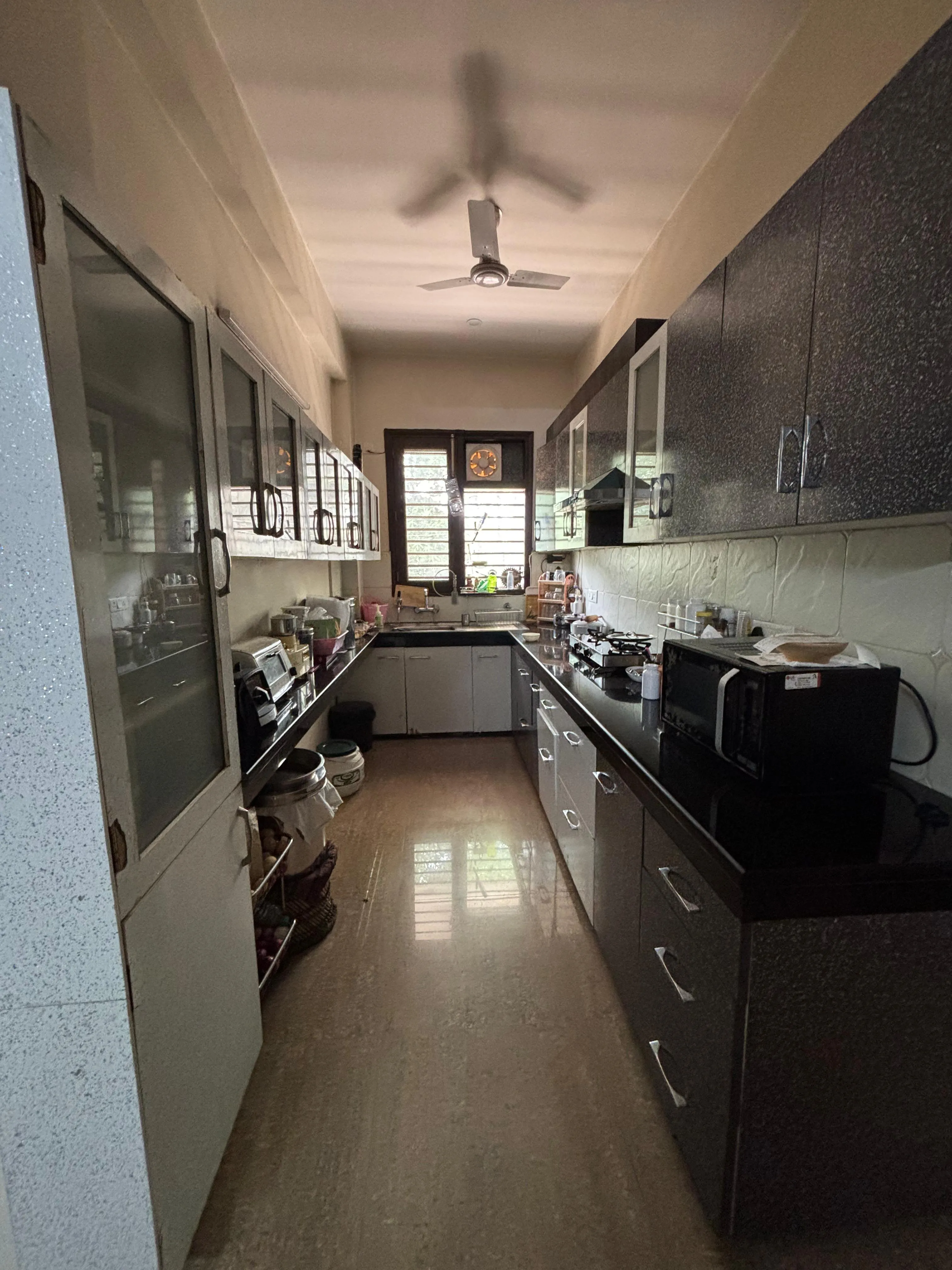 🏡 2BHK Fully Furnished Builder Floor for Rent | Sector 27, Gurgaon
