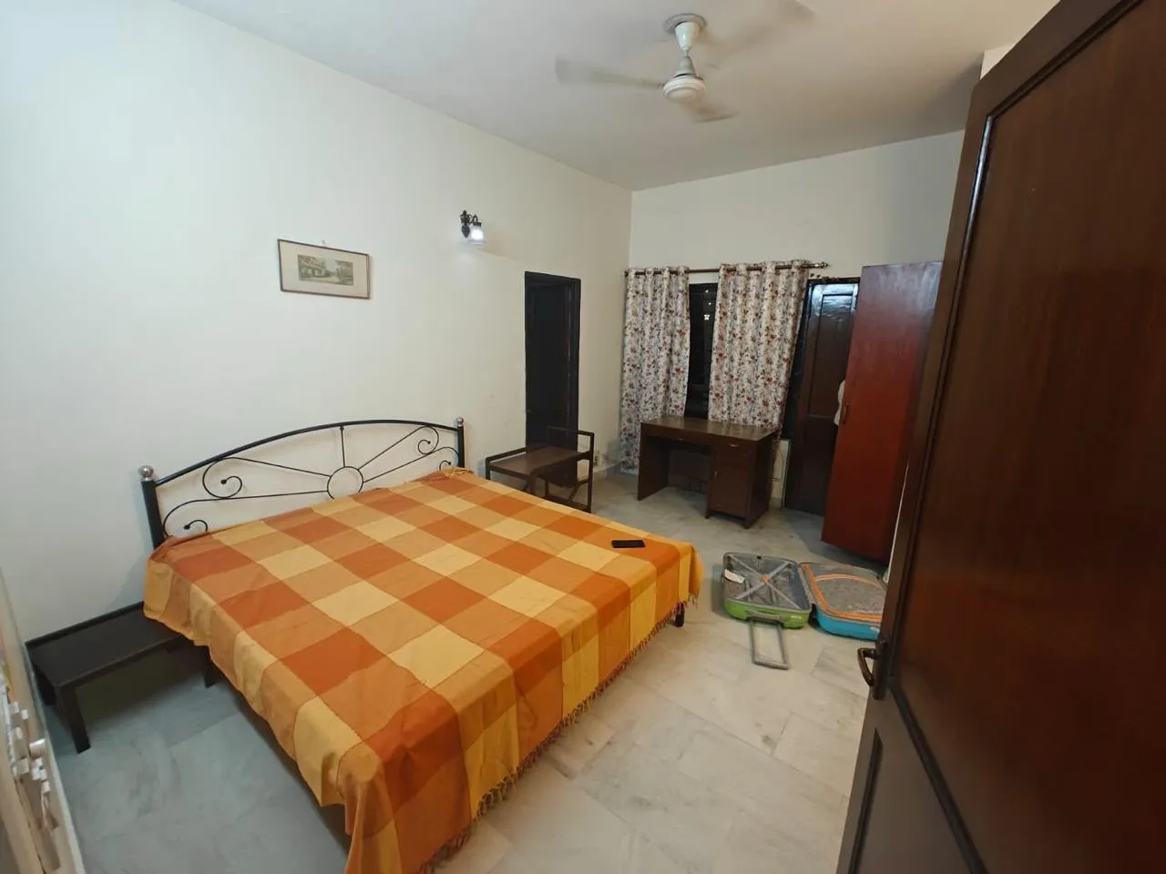 🏡 2BHK Fully Furnished Independent House for Rent | DLF Phase 3, Gurgaon