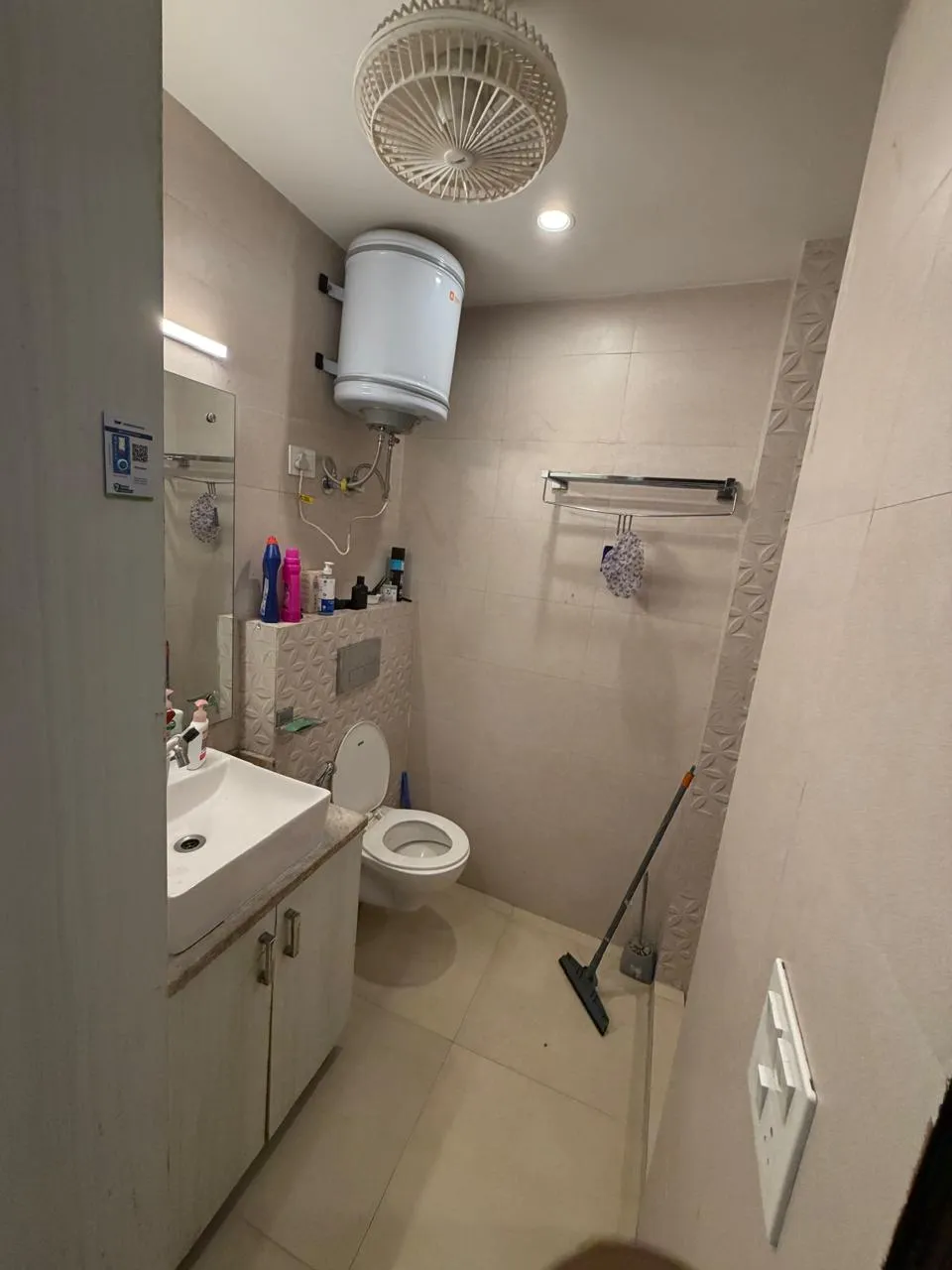 🏡 3BHK Fully Furnished Builder Floor for Rent | Sector 43 C Block, Gurgaon