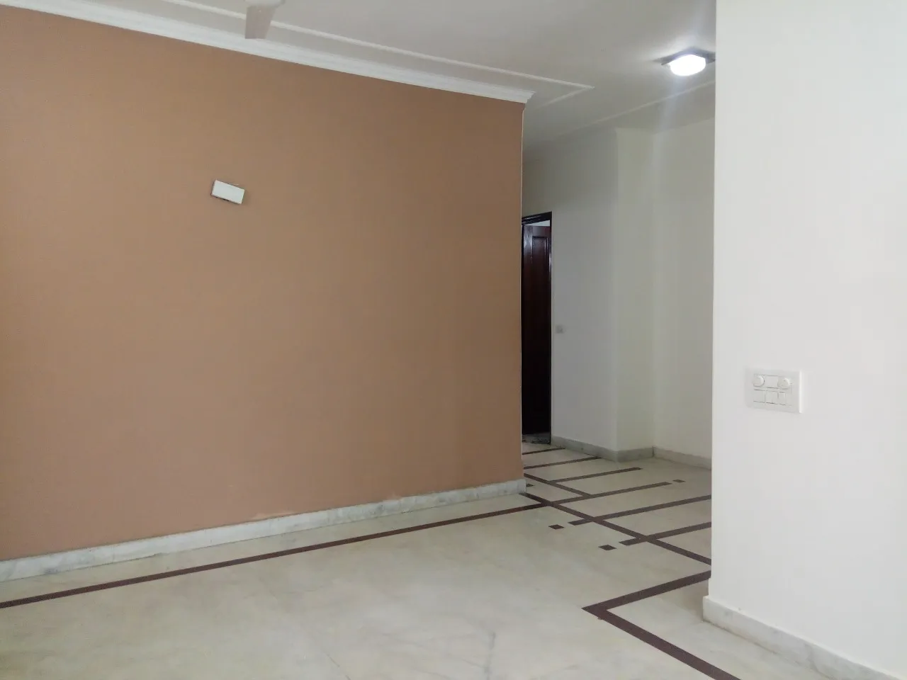 🏡 2BHK Semi-Furnished Builder Floor for Rent | Sector 56, Gurgaon
