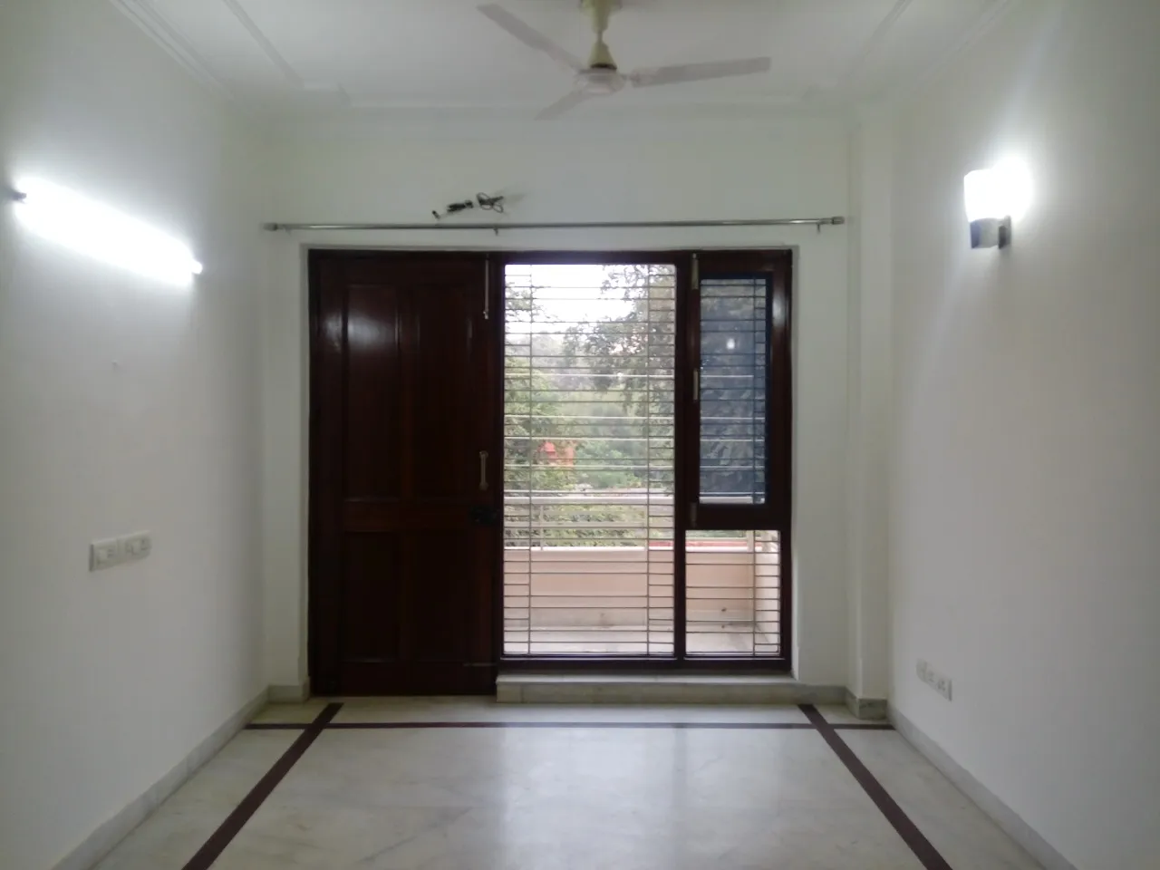 🏡 2BHK Semi-Furnished Builder Floor for Rent | Sector 56, Gurgaon