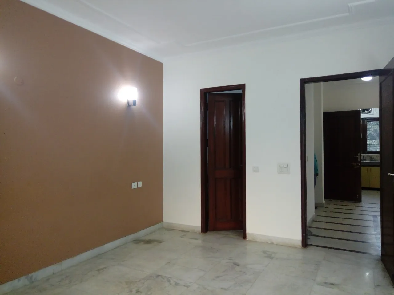 🏡 2BHK Semi-Furnished Builder Floor for Rent | Sector 56, Gurgaon