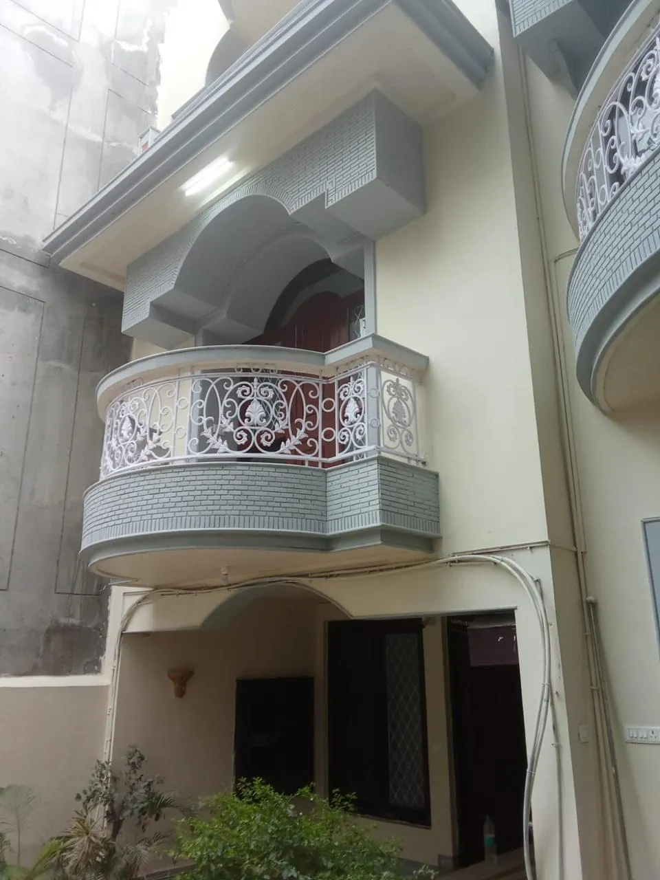 🏡 6 Bedroom Semi-Furnished Independent House for Rent | Sector 43, Gurgaon