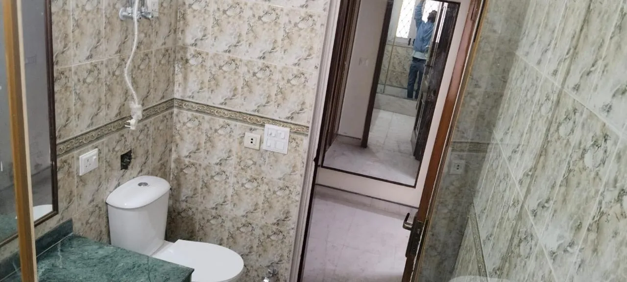 🏡 6 Bedroom Semi-Furnished Independent House for Rent | Sector 43, Gurgaon