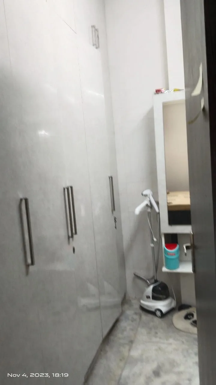 🏡 2BHK Semi-Furnished Builder Floor for Rent | Sector 43, Gurgaon