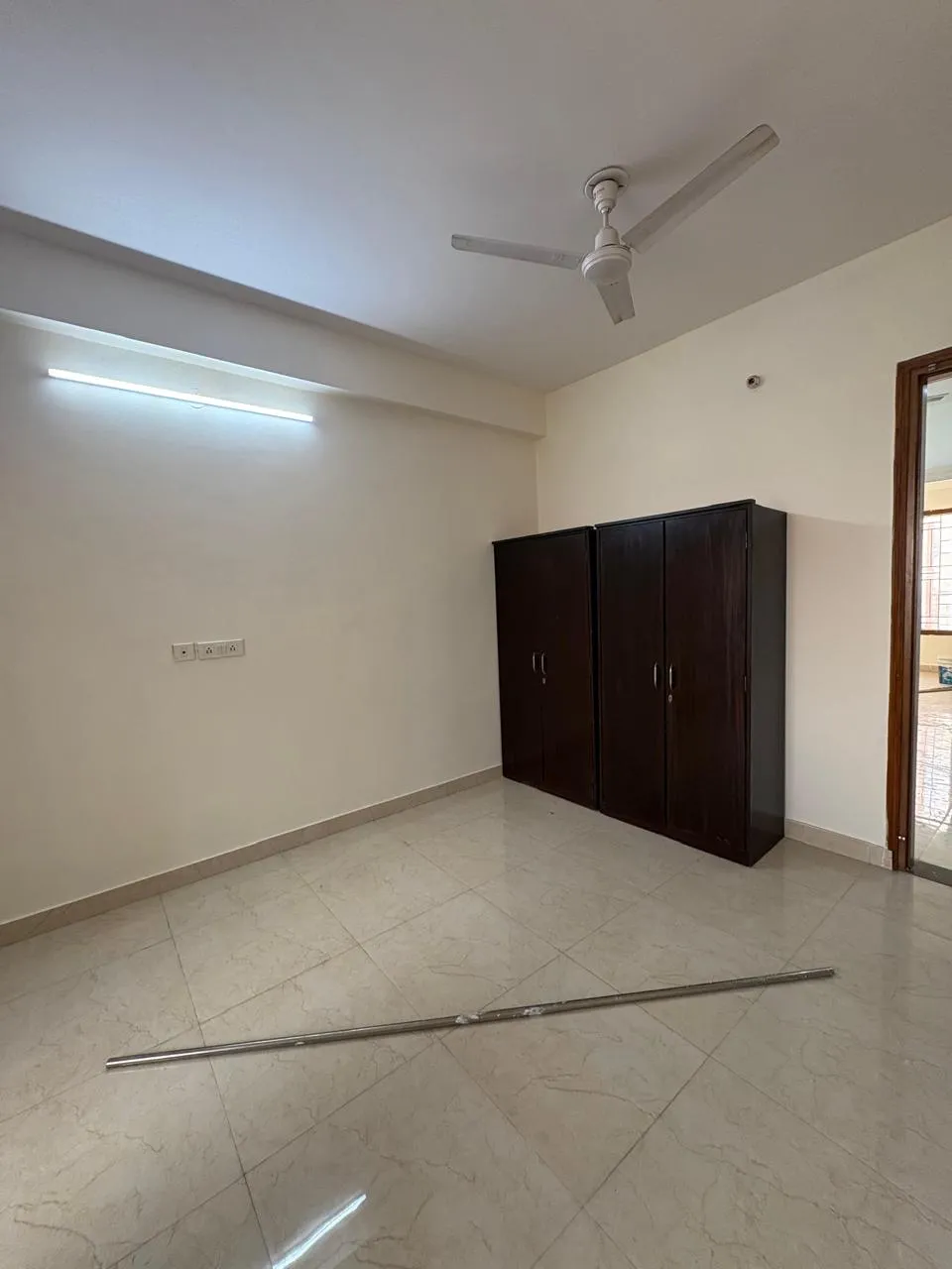 🏡 3BHK Semi-Furnished Builder Floor for Rent | Sector 57, Gurgaon