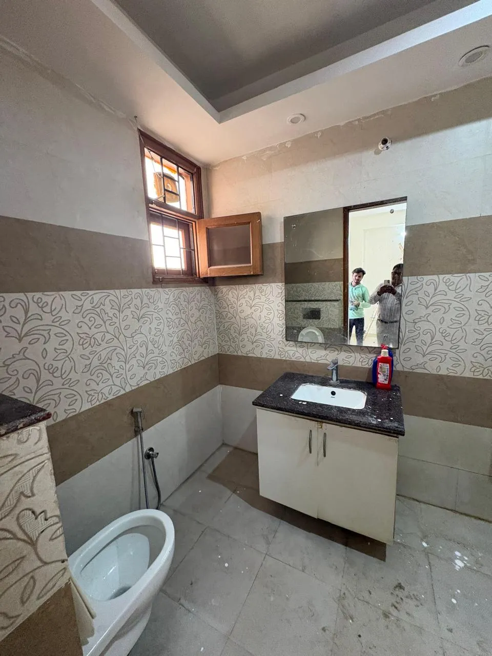 🏡 3BHK Semi-Furnished Builder Floor for Rent | Sector 57, Gurgaon