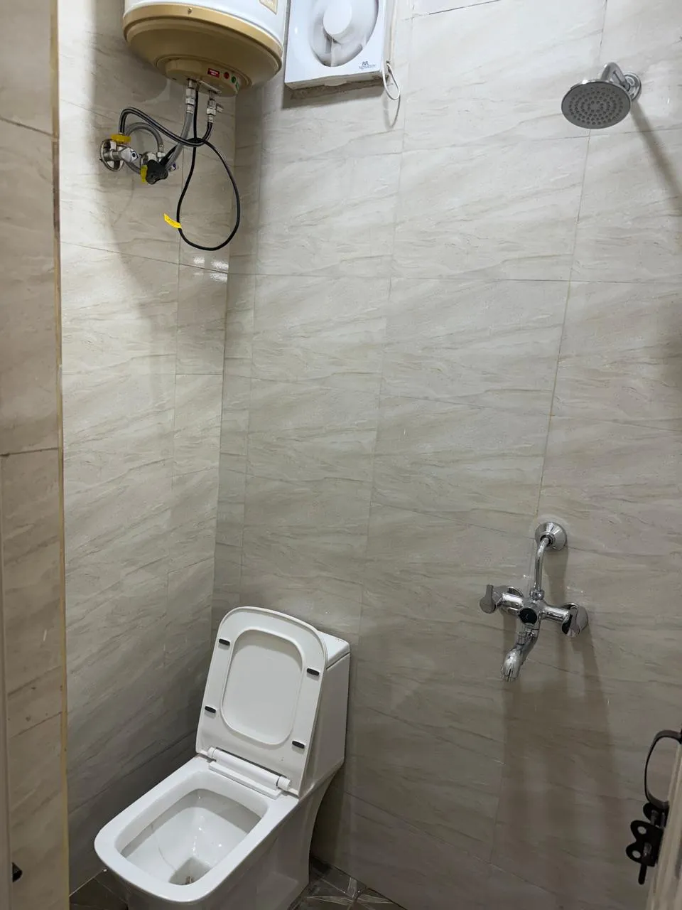 🏡 1RK Fully Furnished Builder Floor for Rent | Sector 52, Gurgaon