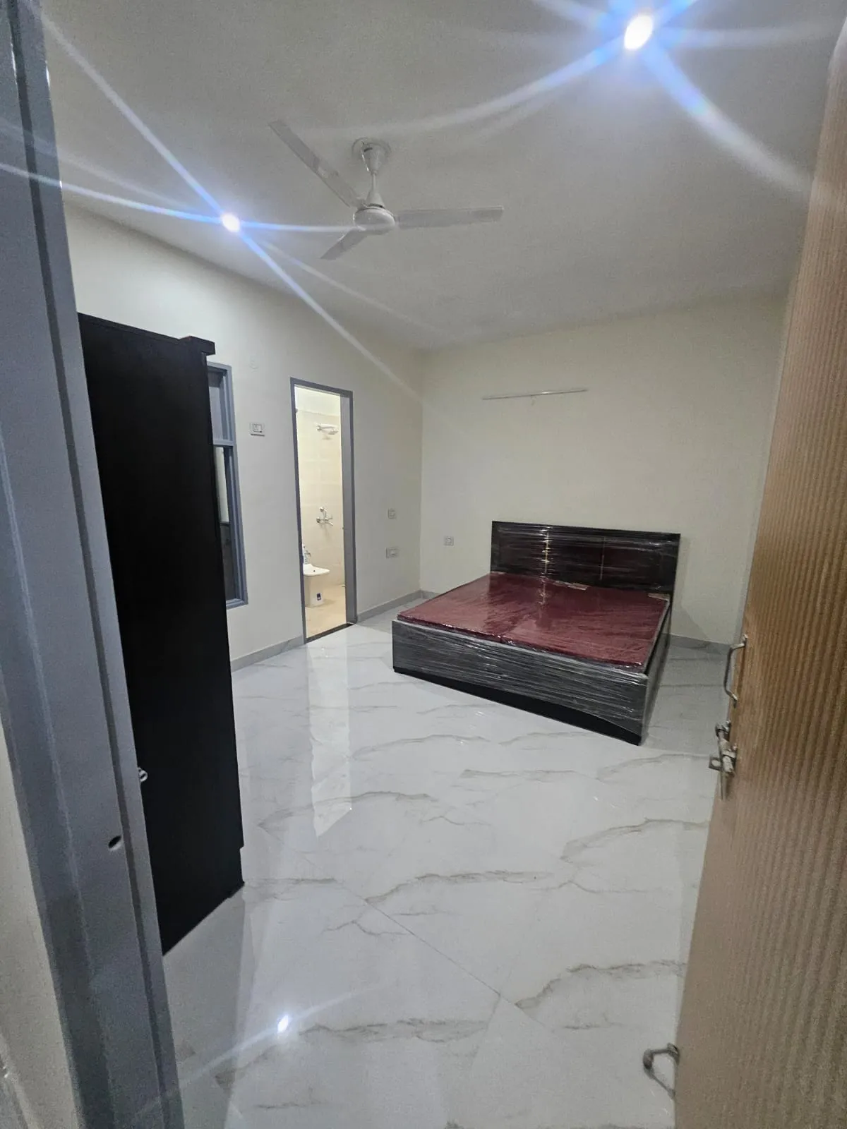 🏡 1BHK Fully Furnished Builder Floor for Rent | Sector 52, Gurgaon