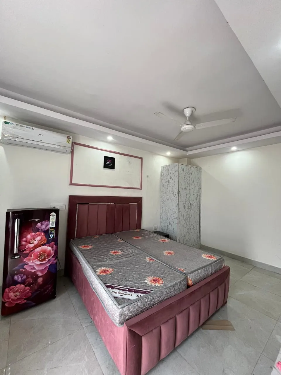 🏡 1RK Fully Furnished Builder Floor for Rent | Sushant Lok C Block, Gurgaon