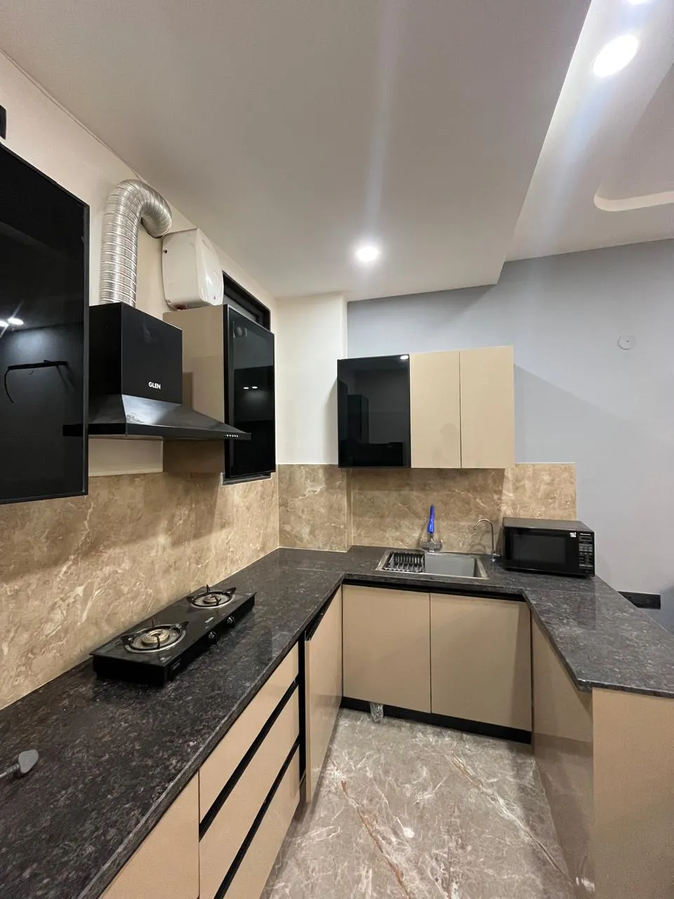 🏡 1BHK Fully Furnished Builder Floor for Rent | Sushant Lok 1, Gurgaon