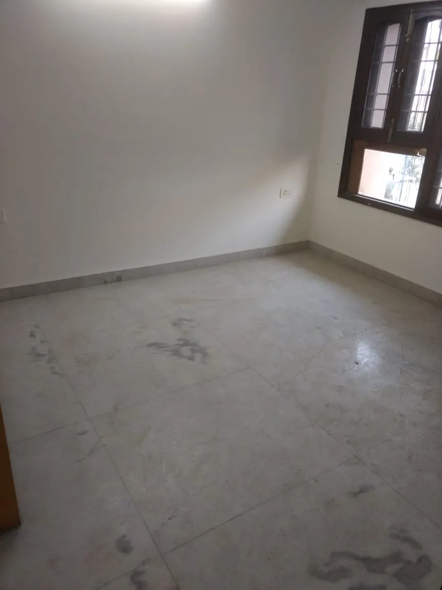 🏡 3BHK Semi-Furnished Builder Floor for Rent | Sector 28, Gurgaon