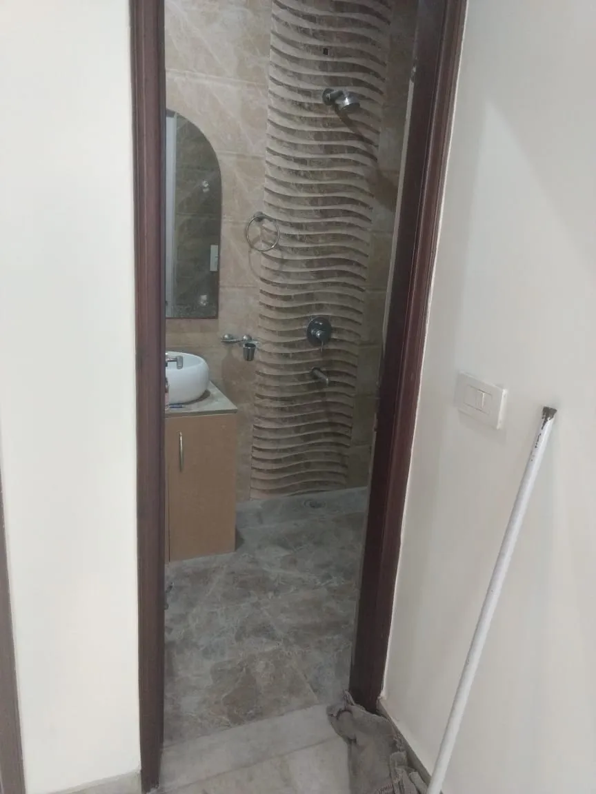 🏡 3BHK Semi-Furnished Builder Floor for Rent | Sector 28, Gurgaon