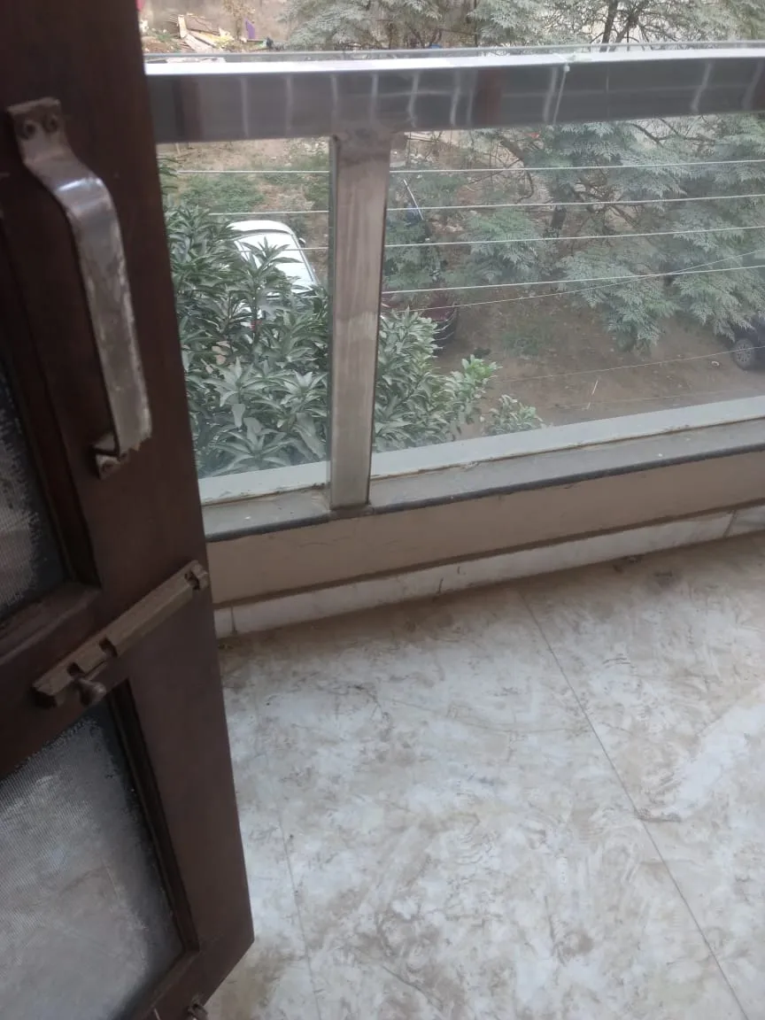 🏡 3BHK Semi-Furnished Builder Floor for Rent | Sector 28, Gurgaon