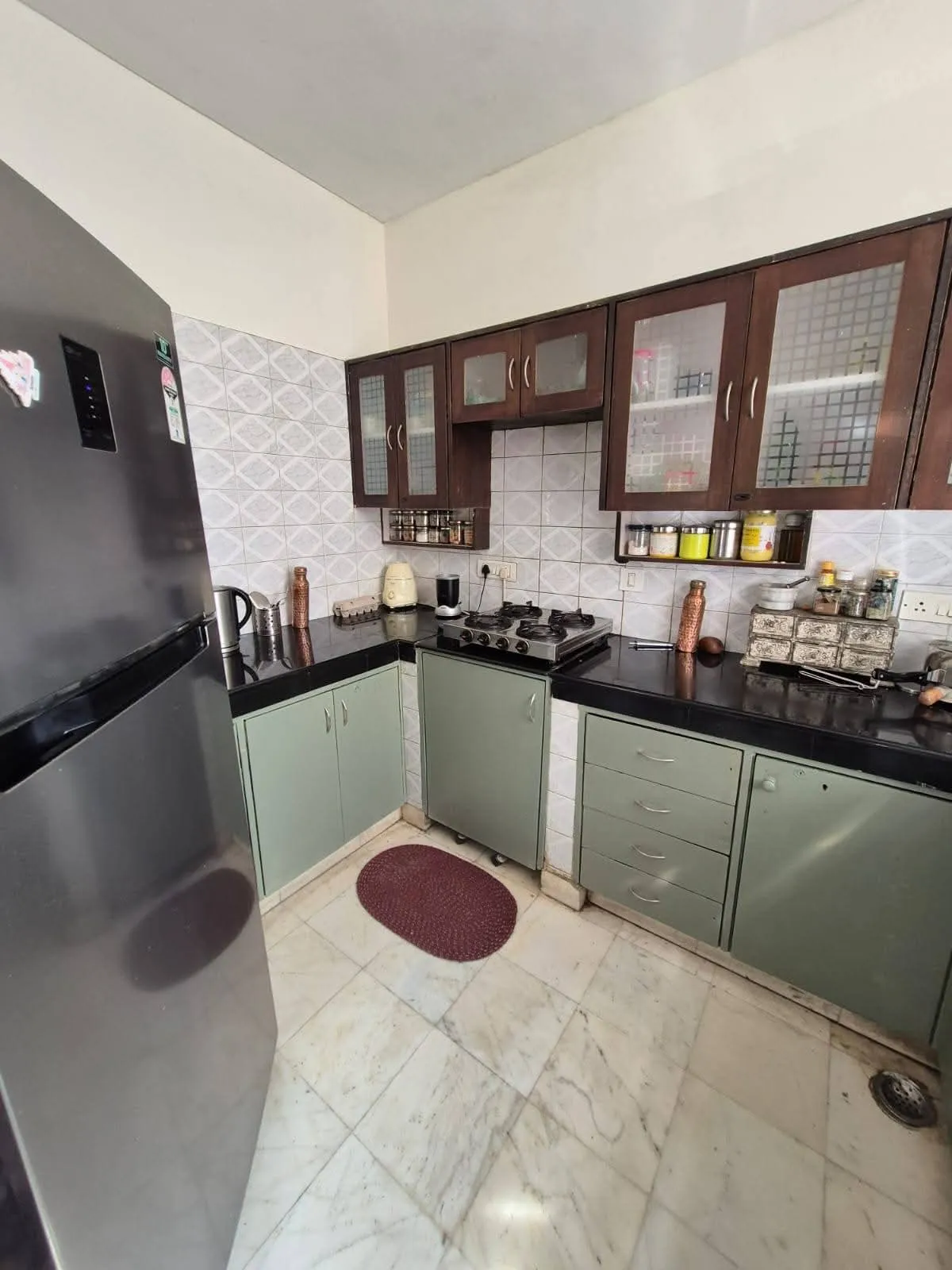 🏡 3BHK Semi-Furnished Builder Floor for Rent | Malibu Town, Gurgaon