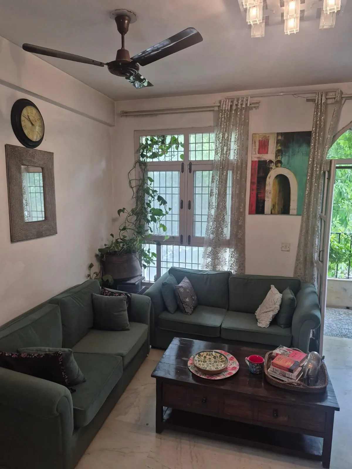 🏡 3BHK Semi-Furnished Builder Floor for Rent | Malibu Town, Gurgaon