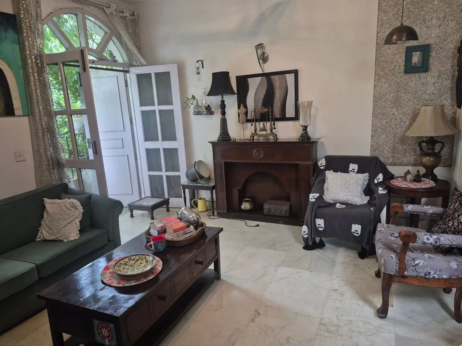 🏡 3BHK Semi-Furnished Builder Floor for Rent | Malibu Town, Gurgaon
