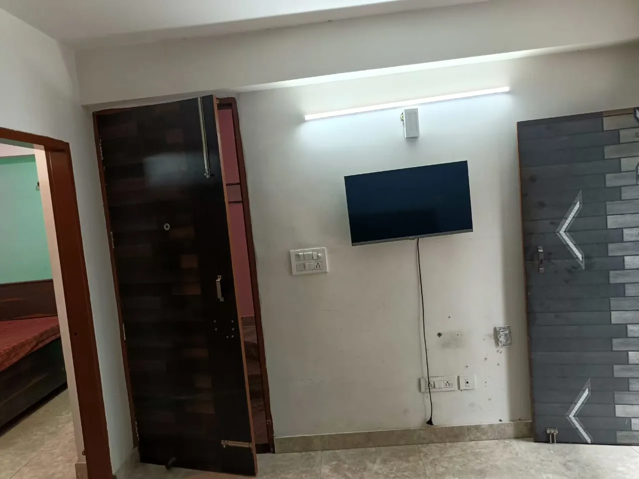 🏡 2BHK Fully Furnished Builder Floor for Rent | Sector 43, Gurgaon