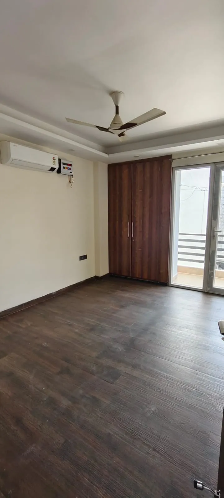 🏡 3BHK Semi-Furnished Builder Floor for Rent | Sector 57, Gurgaon