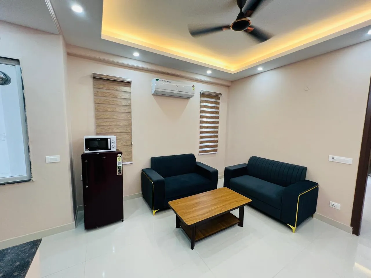 🏡 1BHK Fully Furnished Builder Floor for Rent | Sector 53, Gurgaon