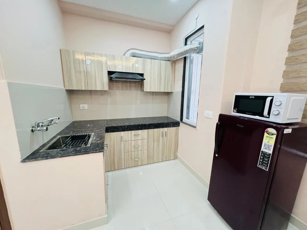 🏡 1BHK Fully Furnished Builder Floor for Rent | Sector 53, Gurgaon