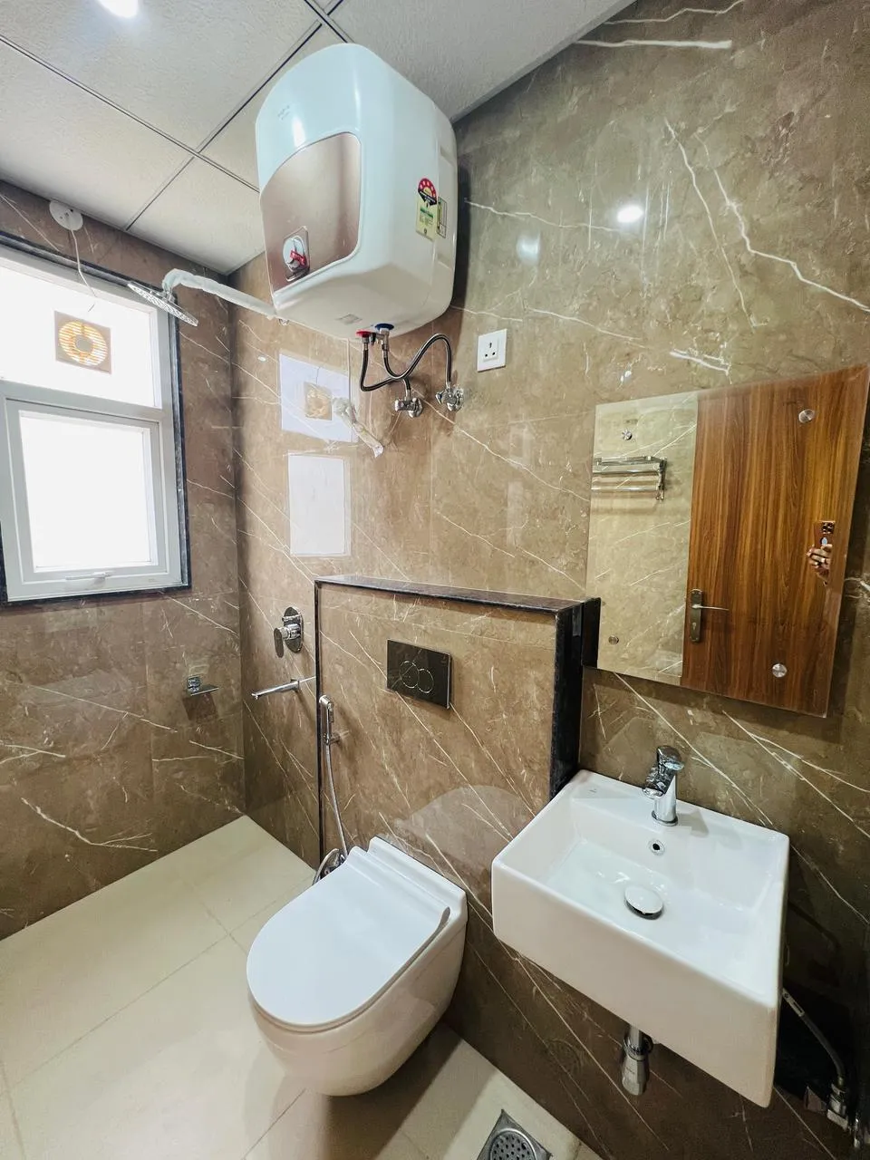 🏡 1BHK Fully Furnished Builder Floor for Rent | Sector 53, Gurgaon