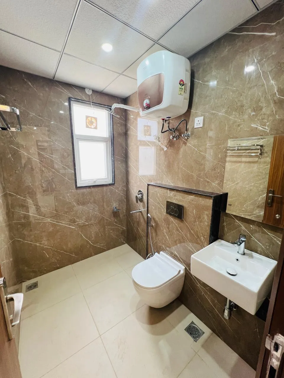 🏡 1BHK Fully Furnished Builder Floor for Rent | Sector 53, Gurgaon