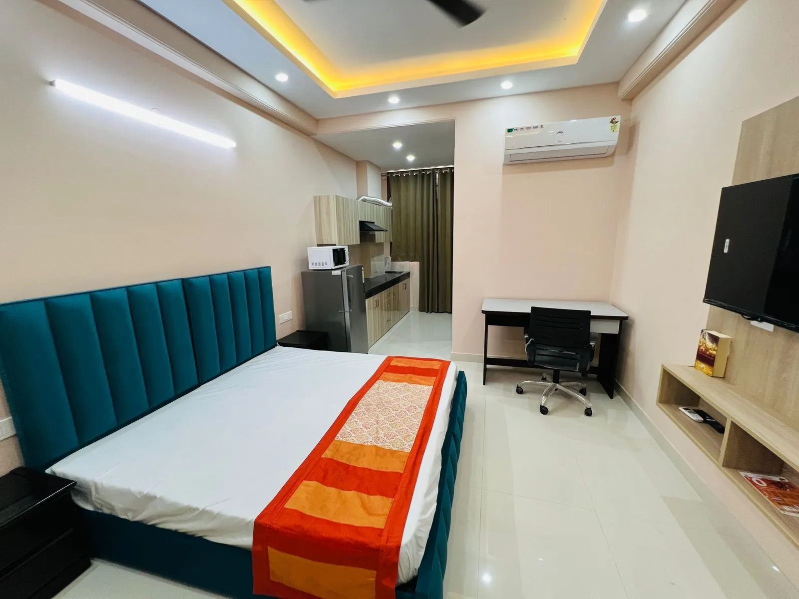 🏡 1BHK Fully Furnished Builder Floor for Rent | Sector 53, Gurgaon