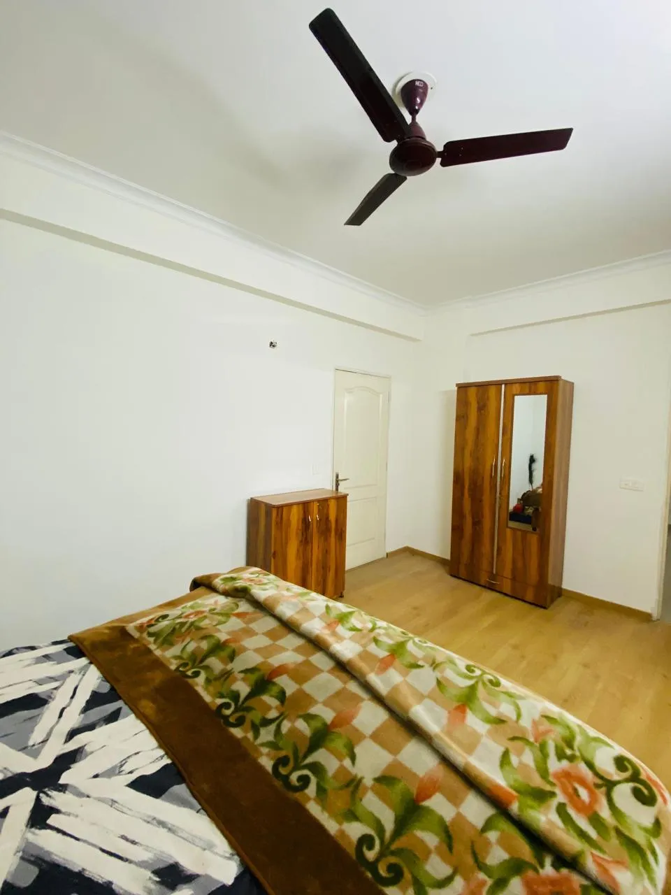 🏡 1BHK Fully Furnished Builder Floor for Rent | Sector 29, Gurgaon