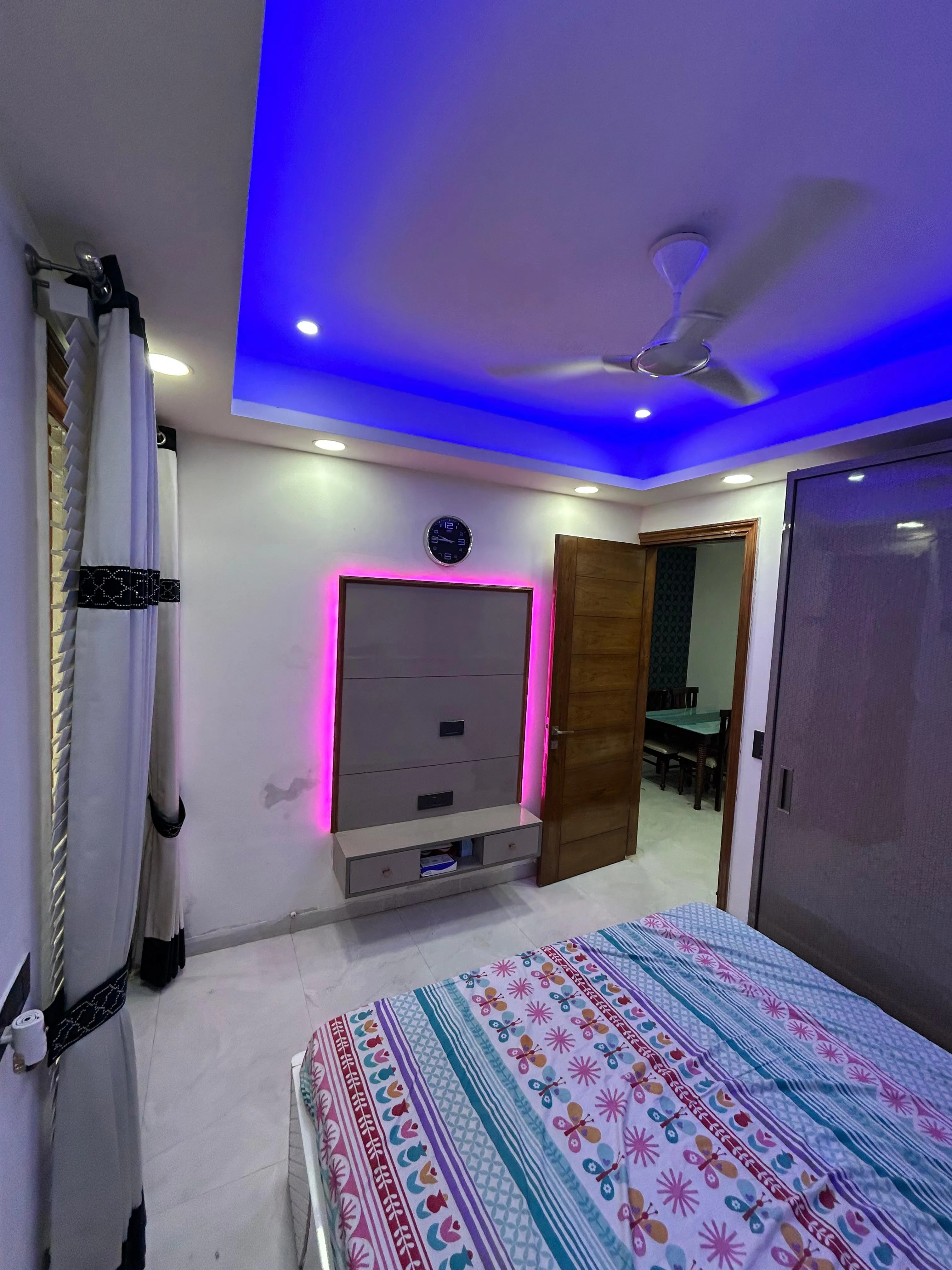 🏡 2BHK Fully Furnished Builder Floor for Rent | Sector 52, Gurgaon
