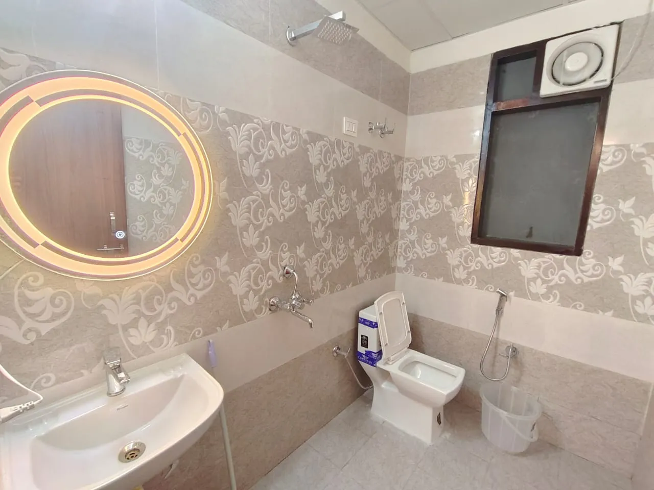 1BHK Fully Furnished 