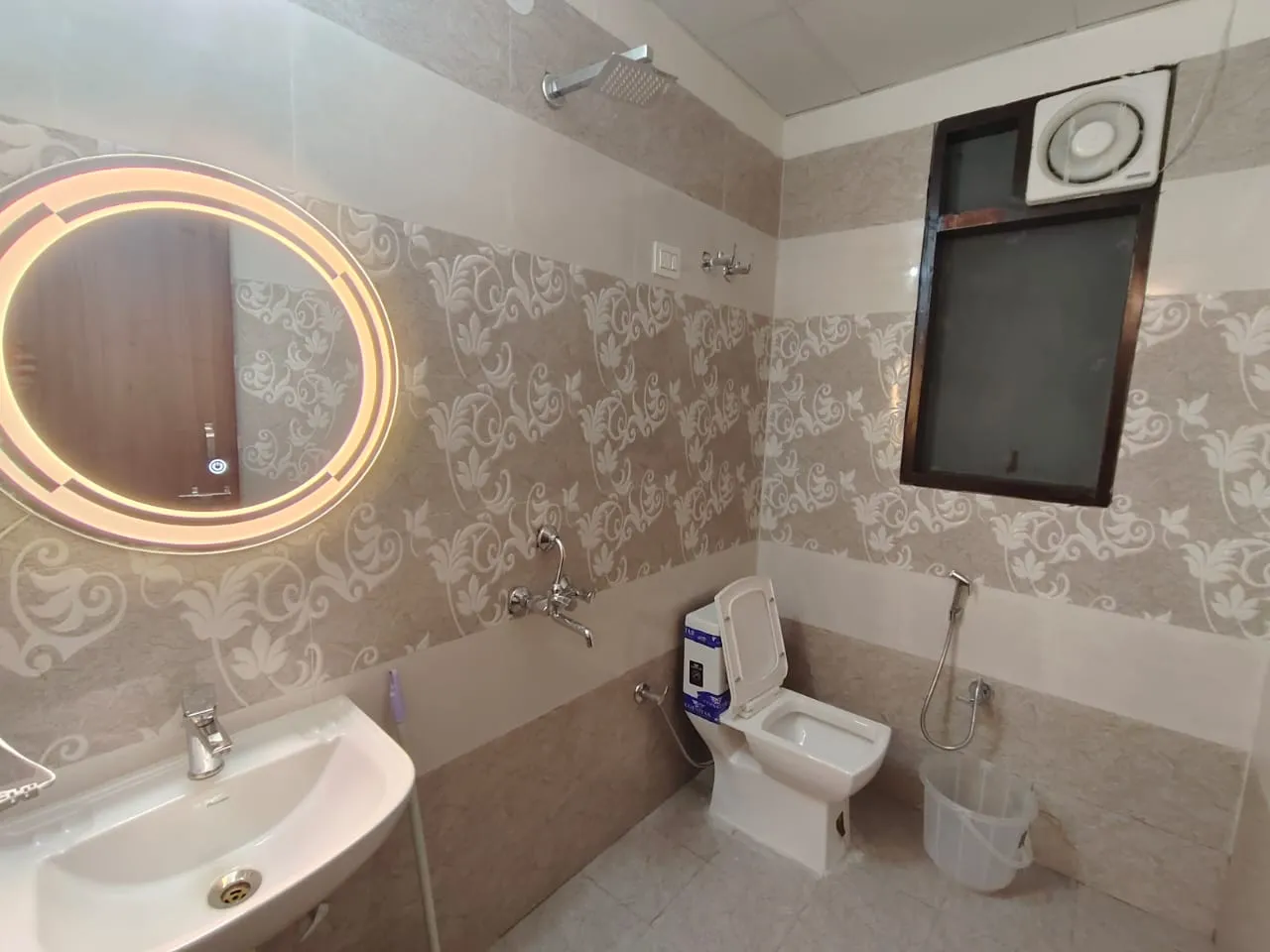 1BHK Fully Furnished 